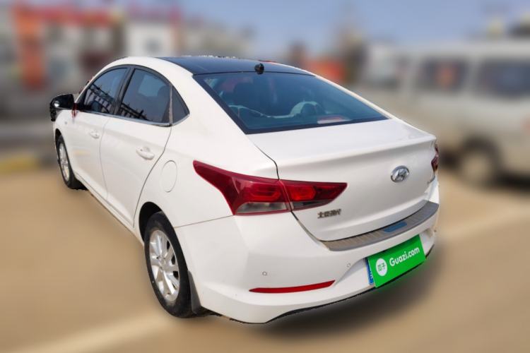 Used Hyundai Verna (new generation) 2016 1.4L Manual Cool Edition GLS Rear Left 45 Deg
