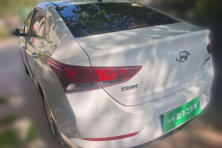 Used Hyundai Verna (new generation) 2016 1.4L Manual Cool Edition GLS Rear Left 45 Deg