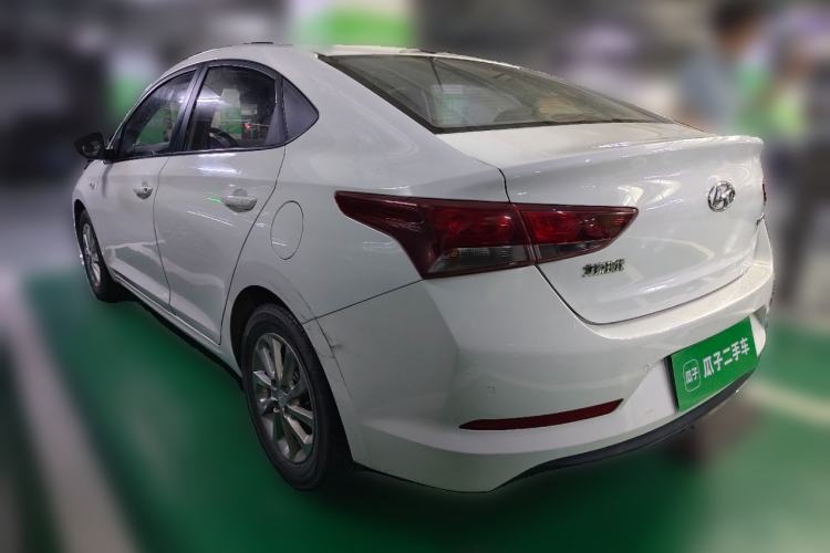 Used Hyundai Verna (new generation) 2016 1.4L Automatic Cool Edition GLS Rear Left 45 Deg
