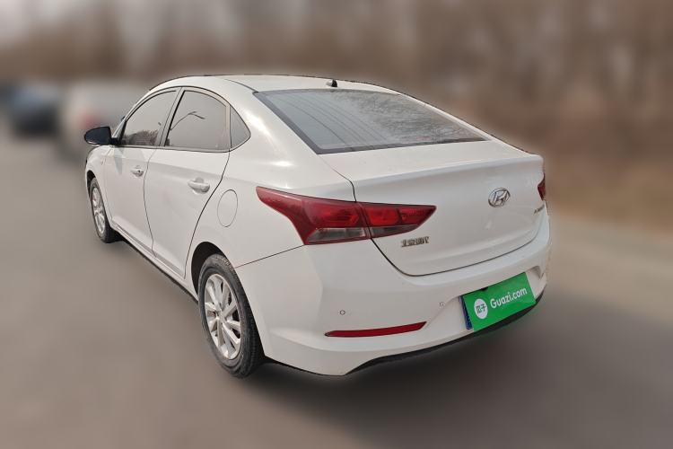 Used Hyundai Verna (new generation) 2016 1.4L Manual Cool Edition GLS Rear Left 45 Deg