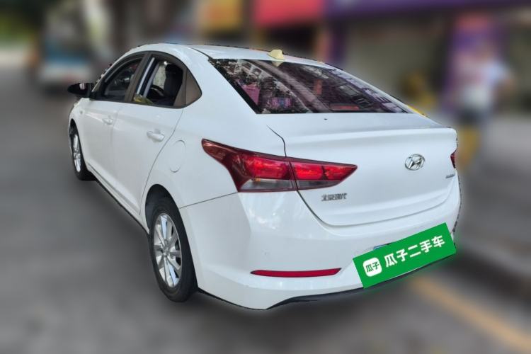 Used Hyundai Verna (new generation) 2016 1.4L Manual Cool Edition GLS Rear Left 45 Deg