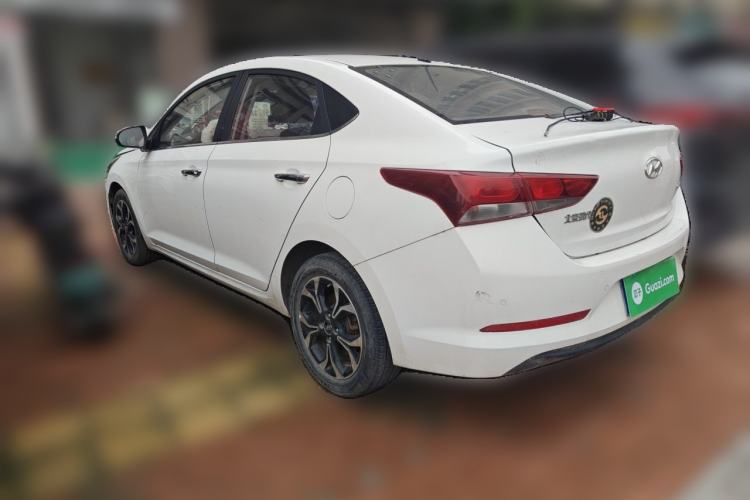 Used Hyundai Verna (new generation) 2016 1.6L Automatic Elite Edition TOP Rear Left 45 Deg