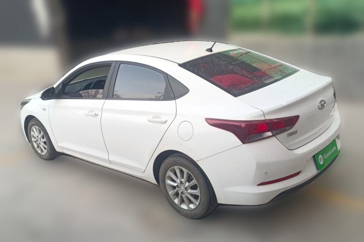 Used Hyundai Verna (new generation) 2016 1.4L Manual Cool Edition GLS Rear Left 45 Deg