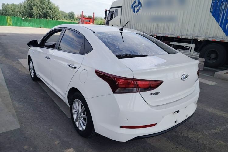 Used Hyundai Verna (new generation) 2016 1.4L Manual Cool Edition GLS Rear Left 45 Deg