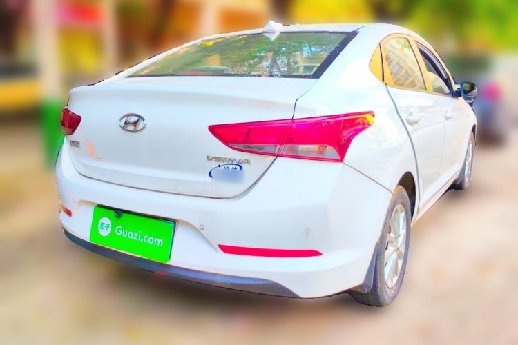Used Hyundai Verna (new generation) 2016 1.4L Manual Cool Edition GLS Rear Right 45 Deg