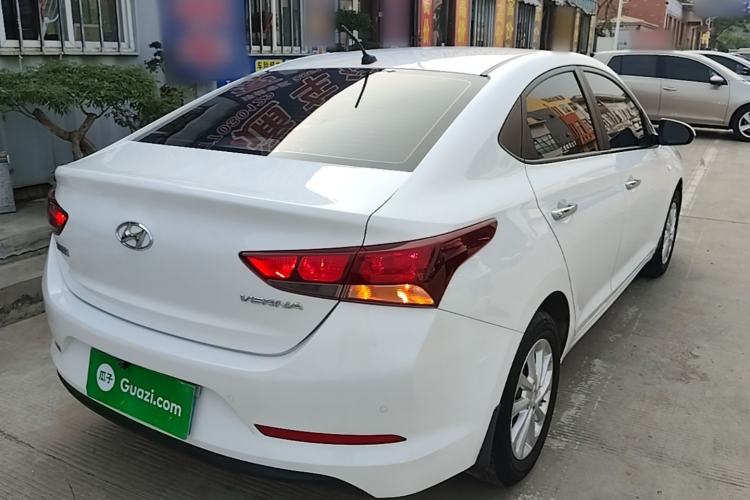 Used Hyundai Verna (new generation) 2016 1.4L Manual Cool Edition GLS Rear Right 45 Deg