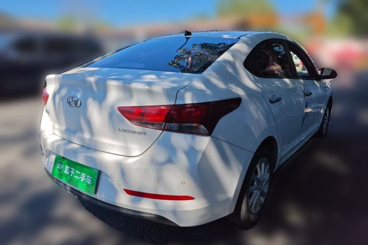 Used Hyundai Verna (new generation) 2016 1.4L Manual Cool Edition GLS Rear Right 45 Deg