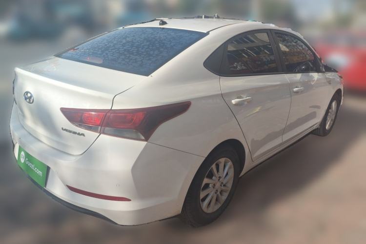 Used Hyundai Verna (new generation) 2016 1.4L Automatic Cool Edition GLS Rear Right 45 Deg