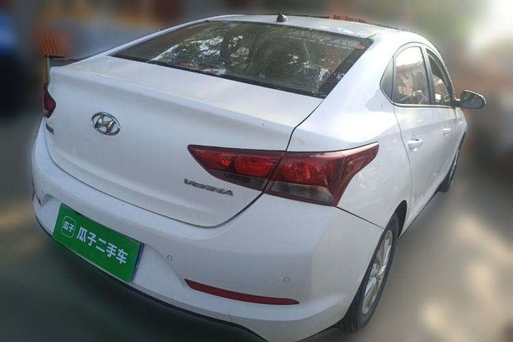 Used Hyundai Verna (new generation) 2016 1.4L Manual Cool Edition GLS Rear Right 45 Deg