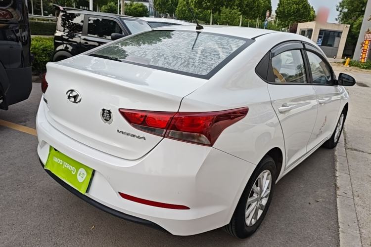 Used Hyundai Verna (new generation) 2016 1.4L Automatic Cool Edition GLS Rear Right 45 Deg