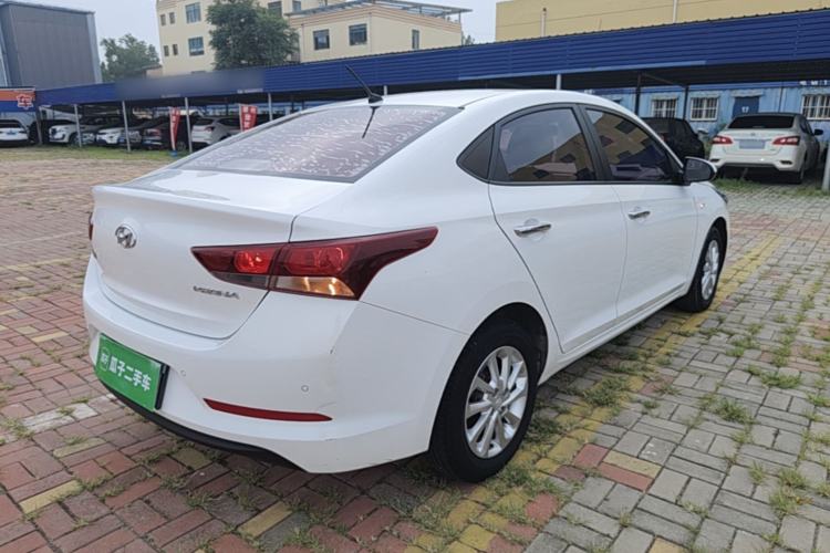 Used Hyundai Verna (new generation) 2016 1.4L Manual Cool Edition GLS Rear Right 45 Deg