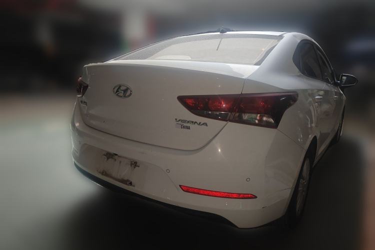 Used Hyundai Verna (new generation) 2016 1.4L Automatic Cool Edition GLS Rear Right 45 Deg