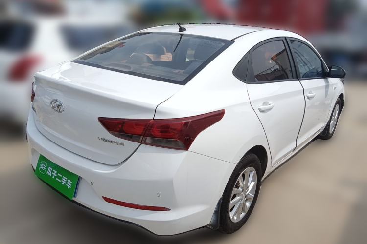 Used Hyundai Verna (new generation) 2016 1.4L Manual Cool Edition GLS Rear Right 45 Deg