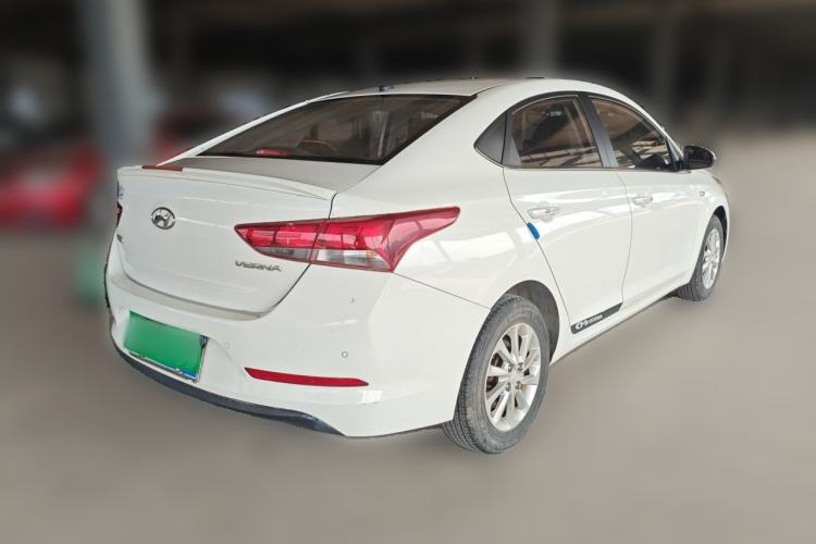 Used Hyundai Verna (new generation) 2016 1.4L Manual Cool Edition GLS Rear Right 45 Deg