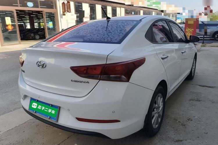 Used Hyundai Verna (new generation) 2016 1.4L Manual Cool Edition GLS Rear Right 45 Deg