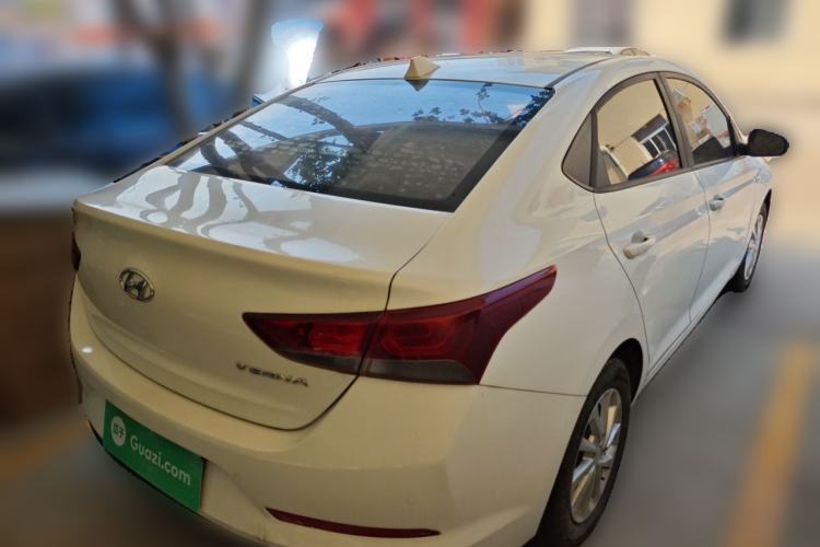 Used Hyundai Verna (new generation) 2016 1.4L Manual Cool Edition GLS Rear Right 45 Deg