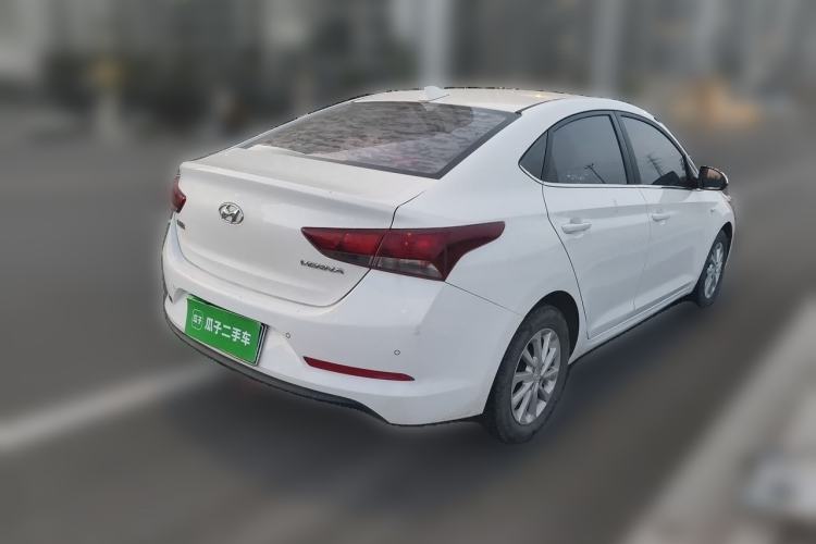 Used Hyundai Verna (new generation) 2016 1.4L Manual Cool Edition GLS Rear Right 45 Deg