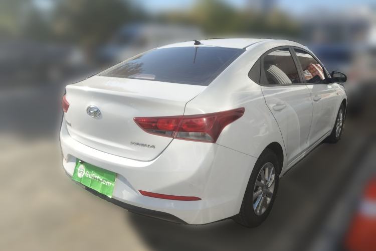 Used Hyundai Verna (new generation) 2016 1.4L Automatic Cool Edition GLS Rear Right 45 Deg