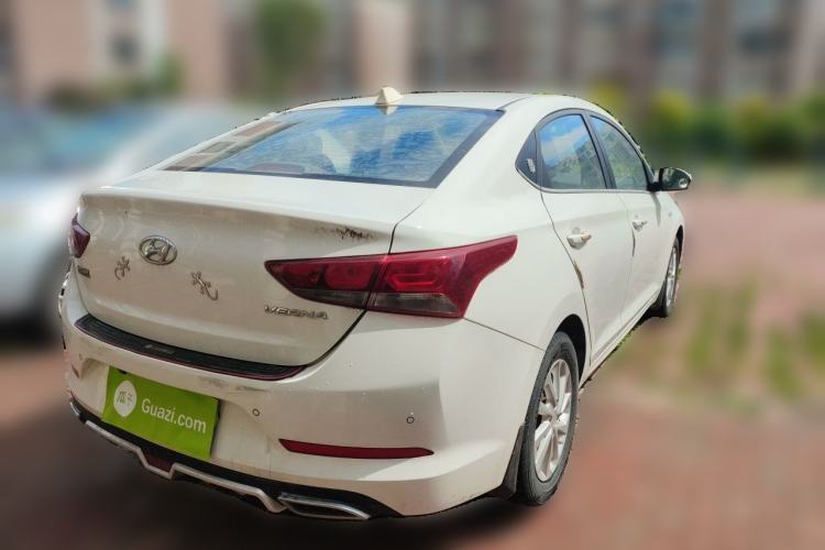 Used Hyundai Verna (new generation) 2016 1.4L Manual Cool Edition GLS Rear Right 45 Deg