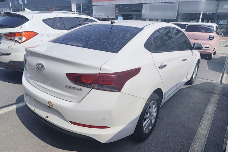 Used Hyundai Verna (new generation) 2016 1.4L Manual Cool Edition GLS Rear Right 45 Deg