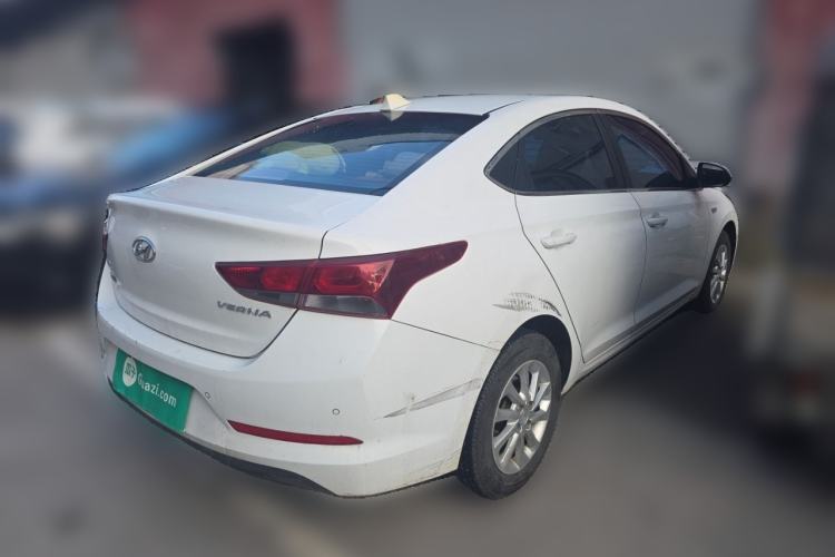 Used Hyundai Verna (new generation) 2016 1.4L Automatic Cool Edition GLS Rear Right 45 Deg