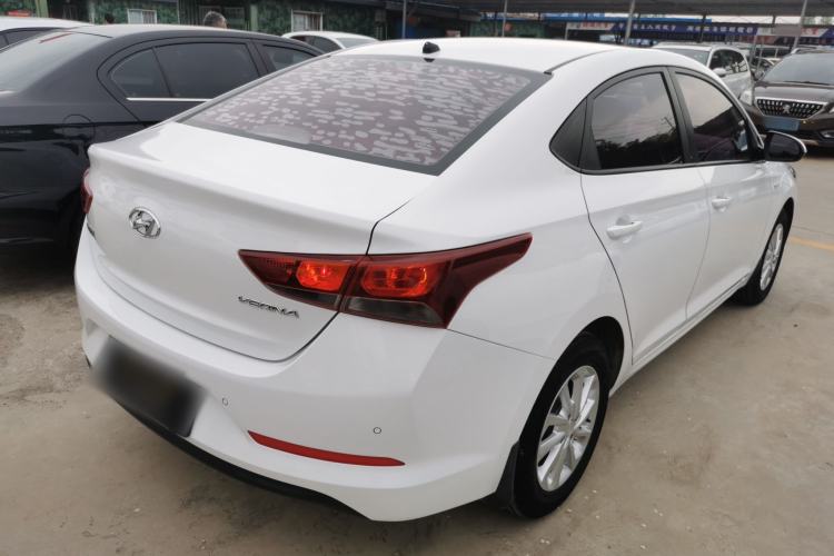 Used Hyundai Verna (new generation) 2016 1.4L Manual Cool Edition GLS Rear Right 45 Deg