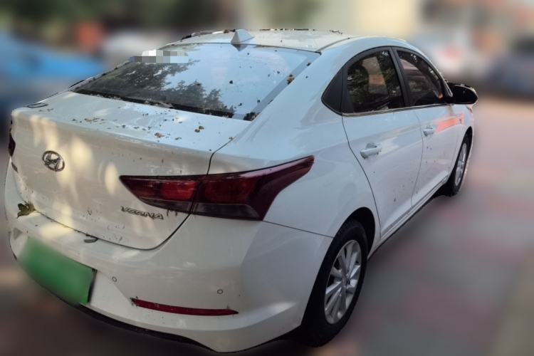 Used Hyundai Verna (new generation) 2016 1.4L Manual Cool Edition GLS Rear Right 45 Deg