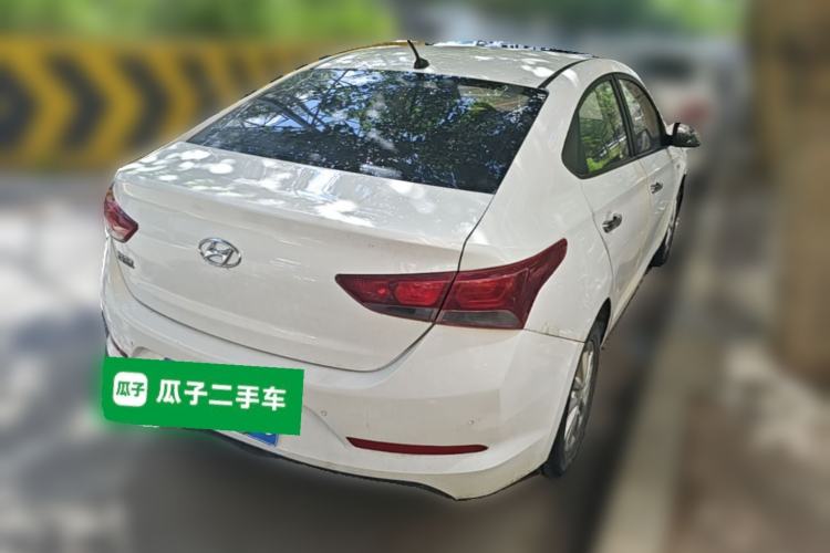 Used Hyundai Verna (new generation) 2016 1.4L Automatic Cool Edition GLS Rear Right 45 Deg