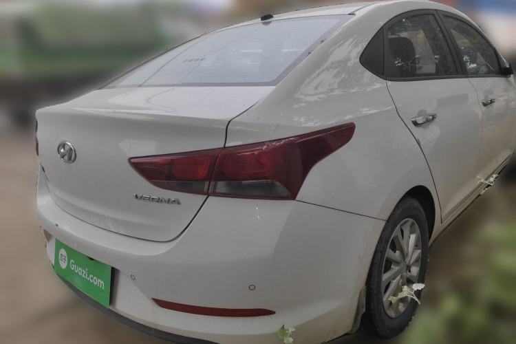 Used Hyundai Verna (new generation) 2016 1.4L Manual Cool Edition GLS Rear Right 45 Deg