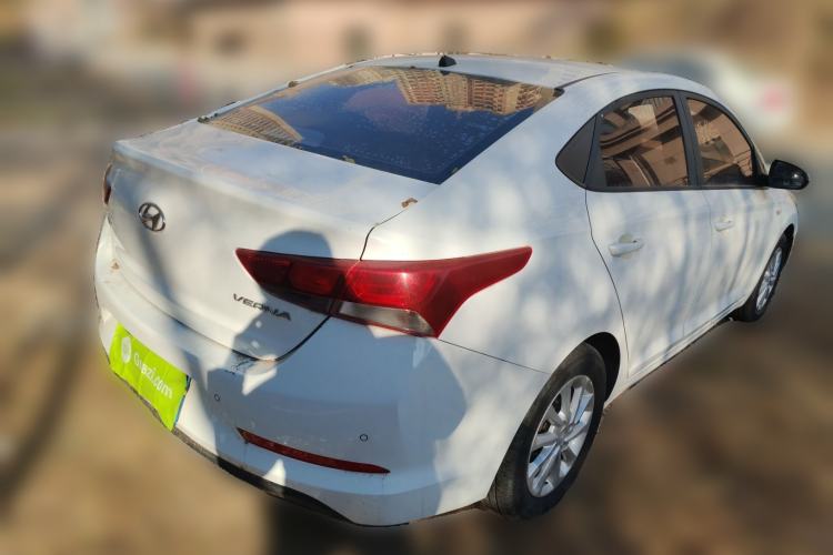 Used Hyundai Verna (new generation) 2016 1.4L Automatic Cool Edition GLS Rear Right 45 Deg