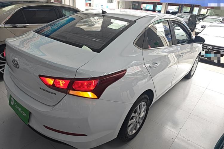 Used Hyundai Verna (new generation) 2016 1.4L Automatic Cool Edition GLS Rear Right 45 Deg