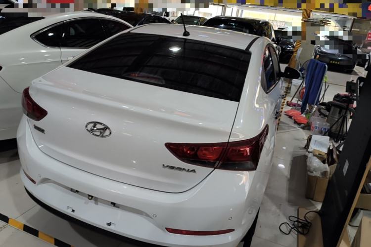 Used Hyundai Verna (new generation) 2016 1.4L Automatic Cool Edition GLS Rear Right 45 Deg