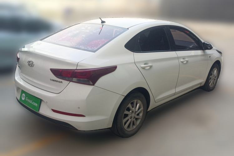 Used Hyundai Verna (new generation) 2016 1.4L Manual Cool Edition GLS Rear Right 45 Deg