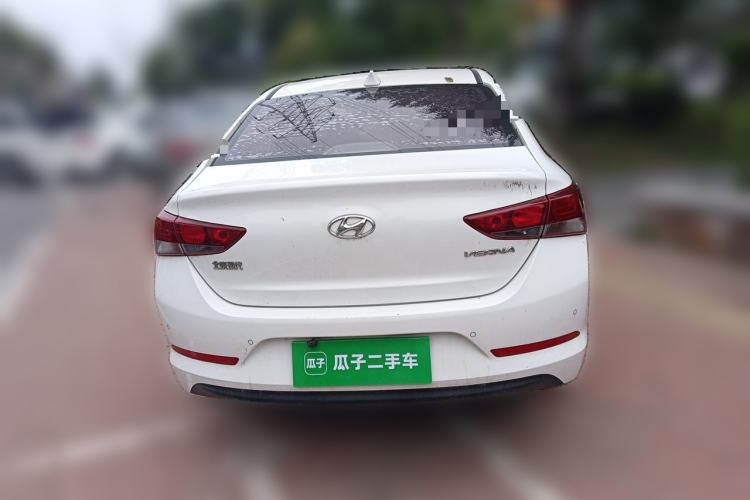 Used Hyundai Verna (new generation) 2016 1.4L Automatic Elite Edition TOP Rear