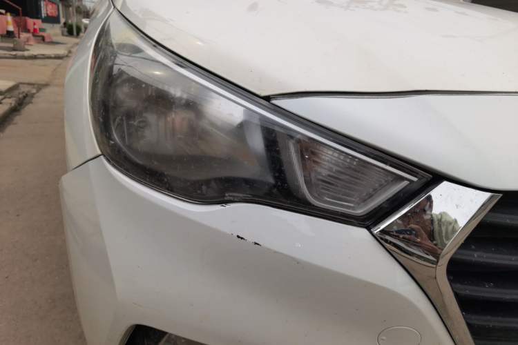 Used Hyundai Verna (new generation) 2016 1.4L Manual Cool Edition GLS Right Front Headlight