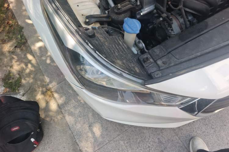 Used Hyundai Verna (new generation) 2016 1.4L Manual Cool Edition GLS Right Front Headlight