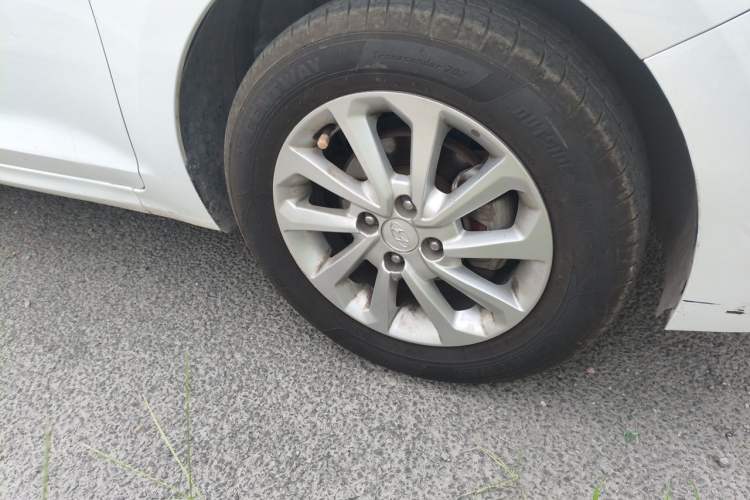 Used Hyundai Verna (new generation) 2016 1.4L Manual Youth Edition GS Right Front Wheel Hub