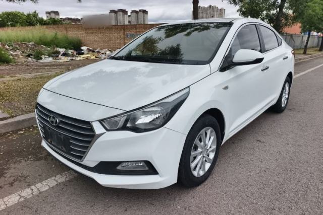 Hyundai Verna (new generation) 2016 1.4L Automatic Sport Edition مستعملة
