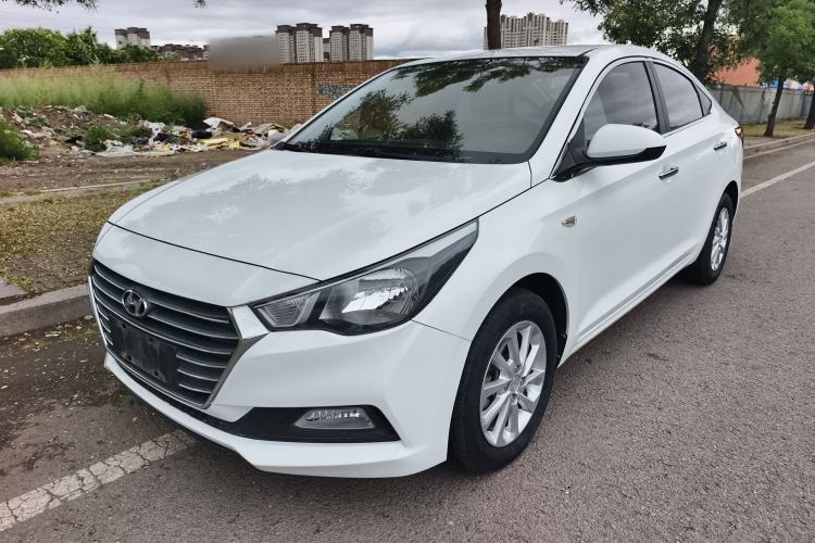 Hyundai Verna (new generation) 2016 1.4L Automatic Sport Edition usado Guazi used car, China used car export, Used car for sale, Used cars, Cheapest cars for sale
