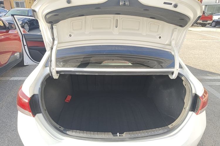 Used Hyundai Verna (new generation) 2016 1.4L Manual Cool Edition GLS Trunk