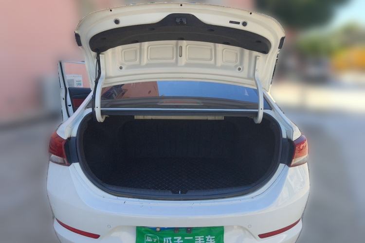 Used Hyundai Verna (new generation) 2016 1.4L Automatic Cool Edition GLS Trunk