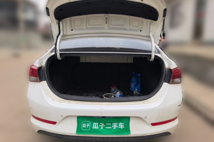 Used Hyundai Verna (new generation) 2016 1.4L Manual Cool Edition GLS Trunk