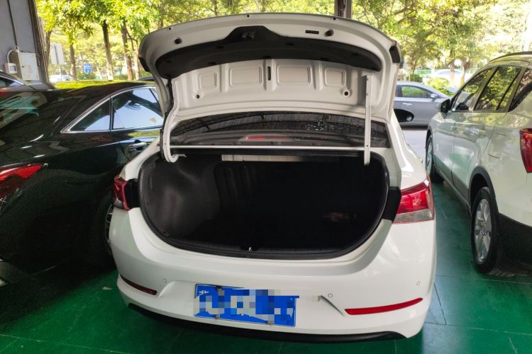 Used Hyundai Verna (new generation) 2016 1.4L Manual Cool Edition GLS Trunk