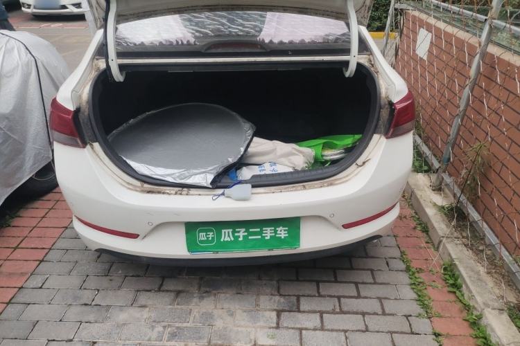 Used Hyundai Verna (new generation) 2016 1.4L Automatic Cool Edition GLS Trunk