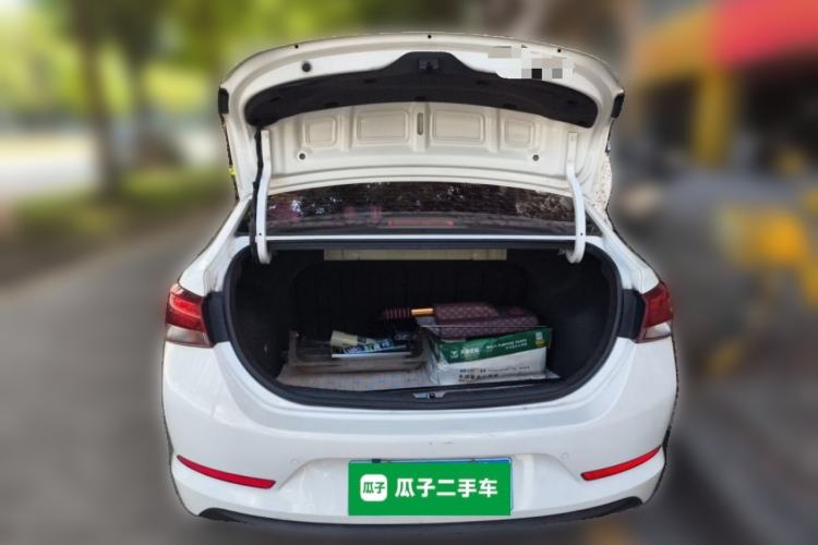 Used Hyundai Verna (new generation) 2016 1.4L Manual Cool Edition GLS Trunk