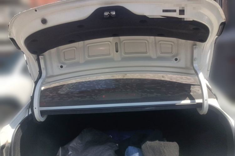 Used Hyundai Verna (new generation) 2016 1.4L Automatic Cool Edition GLS Trunk