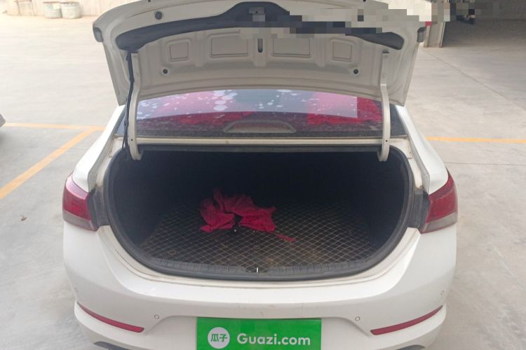 Used Hyundai Verna (new generation) 2016 1.4L Manual Cool Edition GLS Trunk