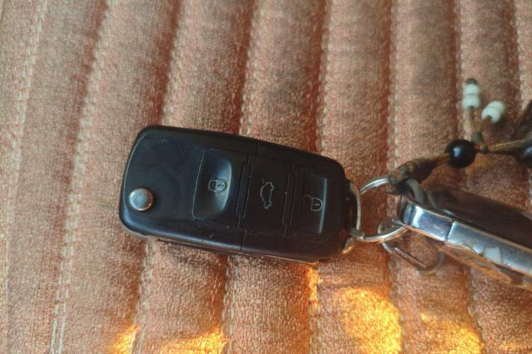 Used Hyundai Verna (new generation) 2016 1.4L Automatic Cool Edition GLS Vehicle Key