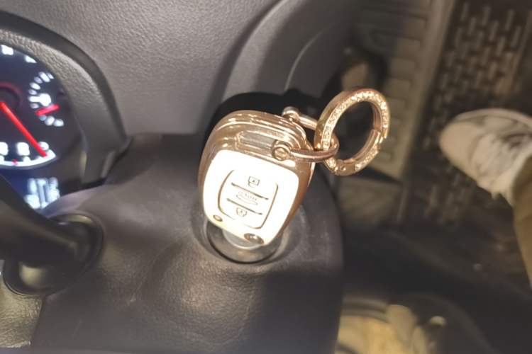 Used Hyundai Verna (new generation) 2016 1.4L Automatic Cool Edition GLS Vehicle Key