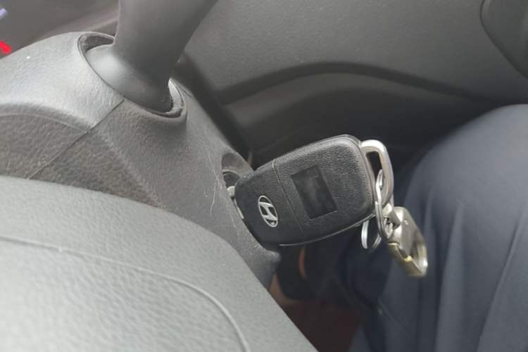 Used Hyundai Verna (new generation) 2016 1.4L Manual Cool Edition GLS Vehicle Key